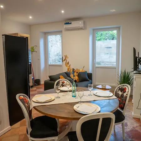 Appartement Elegant T2 Avec Terrasse Coeur De Gare