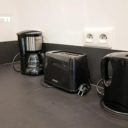 L Elegance A Castelnaudary T2 Avec Terrasse Centre Ville Et Proche Gare Cafe Et Madeleine Offert