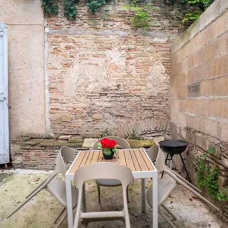 Elegant T2 Avec Terrasse Coeur De Gare Castelnaudary
