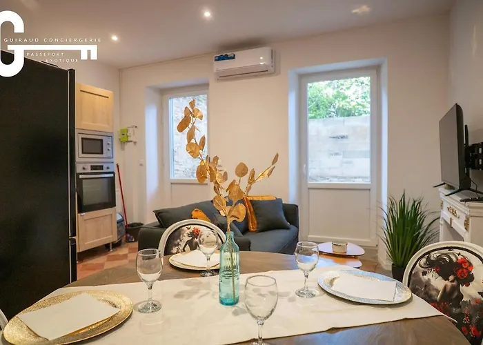 Nouveau Tres Beau T2 Neuf Avec Terrasse Coeur De Gare Apartman Castelnaudary